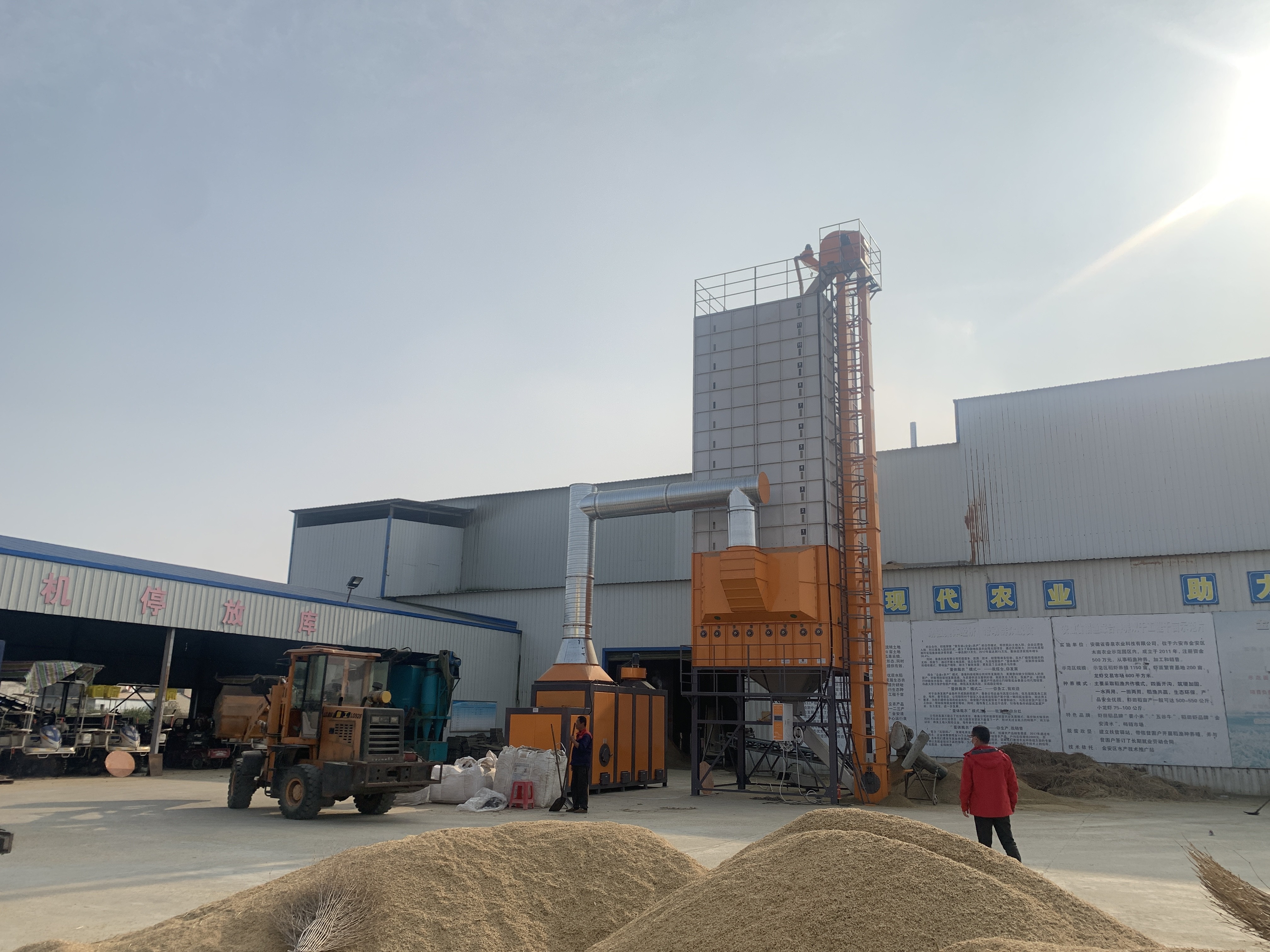 No Auger Type Corn Dryer Machine 32 Ton With Husk Burner